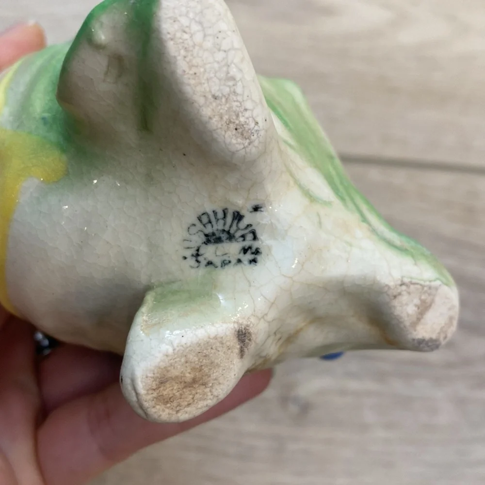 Vintage Leaf Gnome Vase‎ Planter - Picture 7 of 11